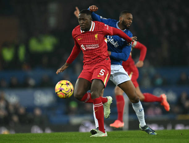 帮助特拉布 帮助特拉布